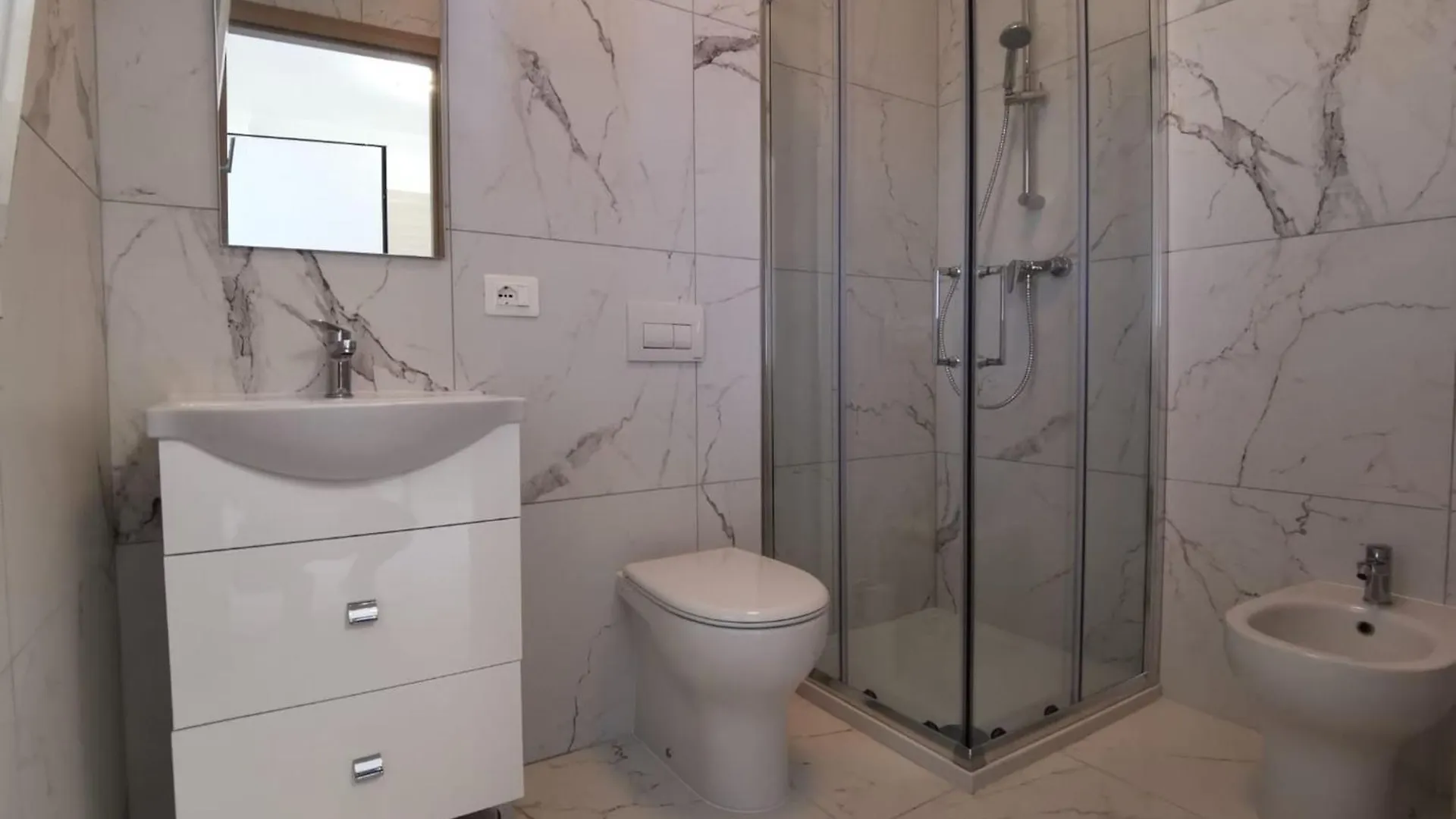 Modern Comfort In Bibione Center 0*,  Italy